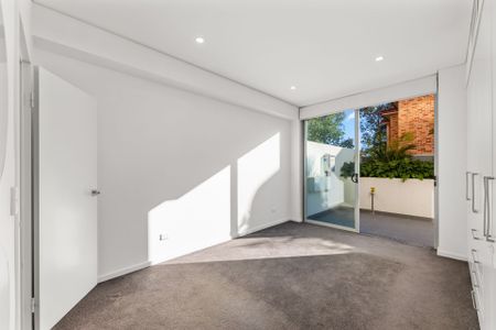 Luxurious Ground Floor Apartment - Photo 3