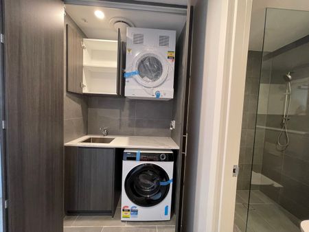 B18.02/9 Nipper Street HOMEBUSH - Photo 3