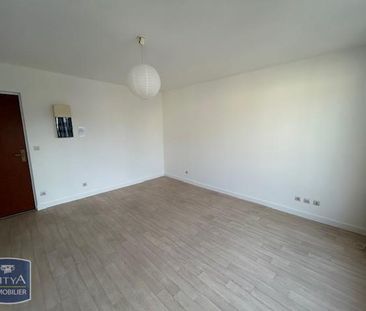Location Appartement 1 pièce 27m² BEAUVAIS 60000 - Photo 2