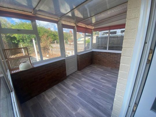 3 bedroom terraced house to rent - Photo 1