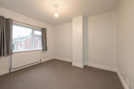 12 Muskett Crescent, Carryduff, Belfast, BT8 8QL - Photo 5