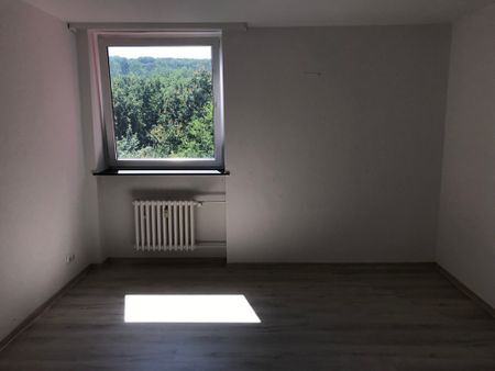 ZUHAUSE – Große 2 Zimmer Wohnung mit Aufzug + Balkon - Photo 3