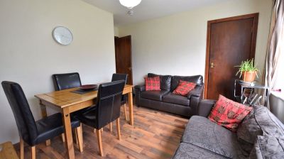 4 bedroom Flat in Grovewood, Leeds - Photo 4