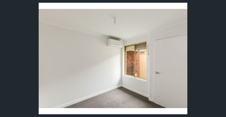 Low Maintenance 3 x 2 in Central Location! - Photo 2