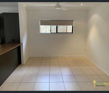 Cozy Home In Prime Location!!! - Photo 4