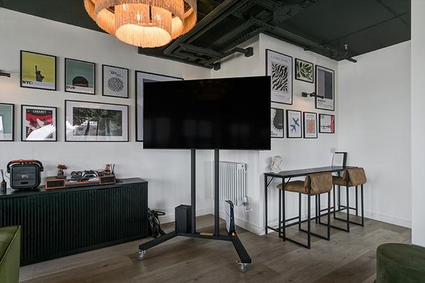 Studio to rent - Photo 1