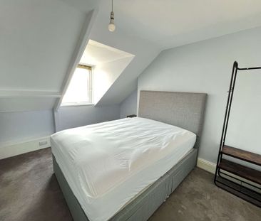 1 Bedroom | Flat 6, 81 Embankment Road, PL4 9HX - Photo 2