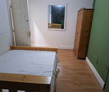 1 bedroom in a house share to rent - Photo 5