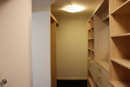EXECUTIVE GROUND FLOOR RESORT STYLE RESIDENCE - IN THE PRESTIGIOUS HASTINGS OVER MINDIL - Photo 3