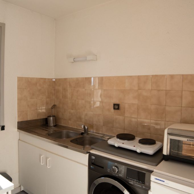 A LOUER T1 BIS MEUBLE NARBONNE - Photo 1