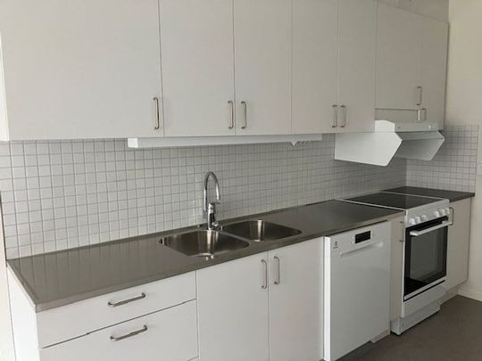 Lövsångargatan 66 - Photo 1