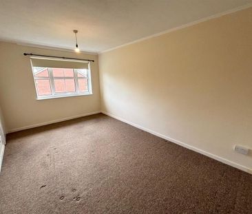 2 bedroom maisonette to rent - Photo 4