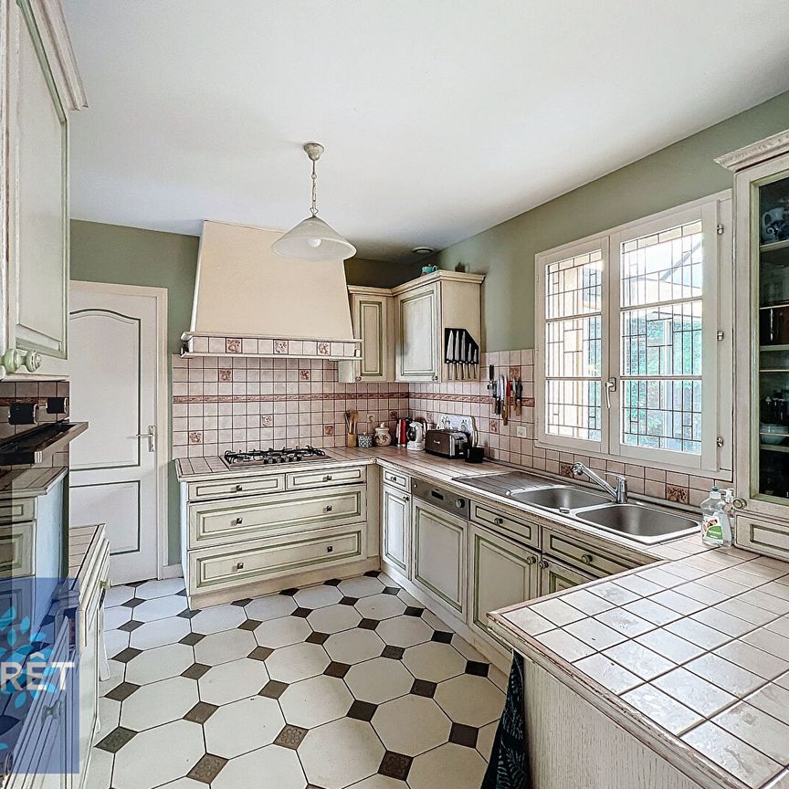 House - Photo 1