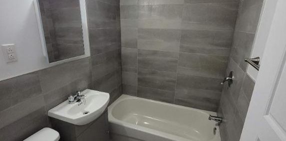 1 CH - 1 SDB - Montréal - $1,000 /mo - Photo 2