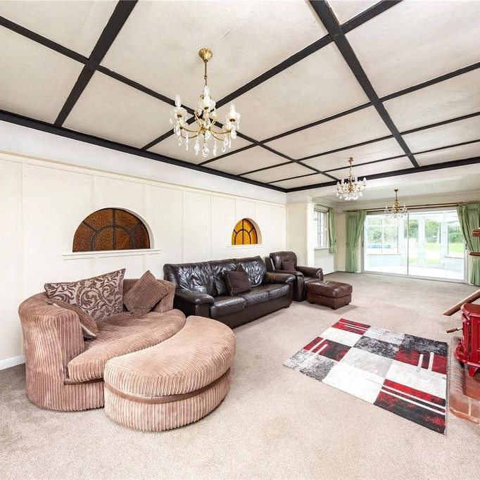 5 bedroom detached house to rent - Photo 1