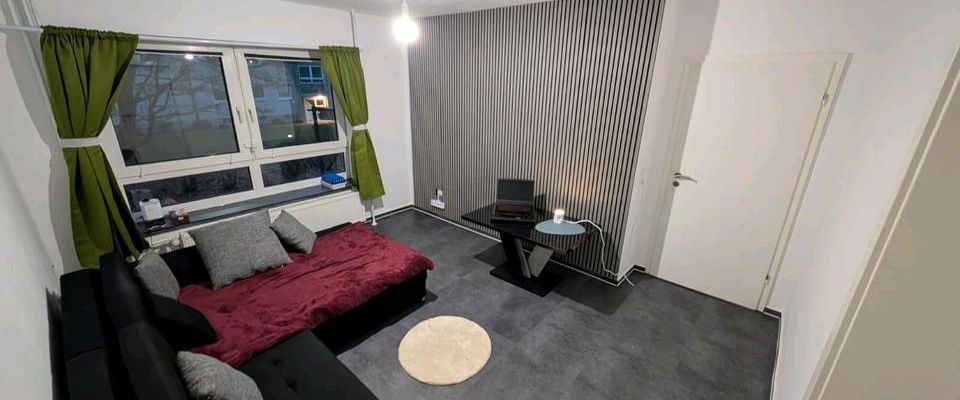 Erdgeschosswohnung mit Einbauküche - Foto 1