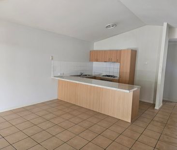 Three Bedroom Duplex in Convenient Pimpama Location - Photo 4