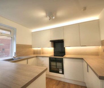 Bycullah Road, Enfield, EN2 - Photo 1