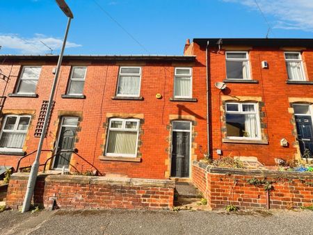 3 bedroom terraced house to rent - Photo 5