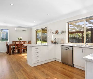 Neat and Complete - Photo 3