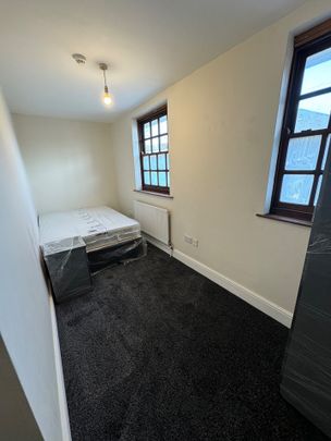 Room in a Shared House, Heathfield Road, B19 - Photo 1