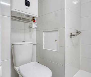 Location Appartement 1 pièce 27m² VERSAILLES 78000 - Photo 6