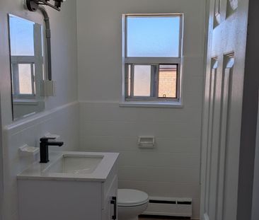 For Lease - 286 Saguenay Avenue Unit# 9, Oshawa, Ontario - Photo 5