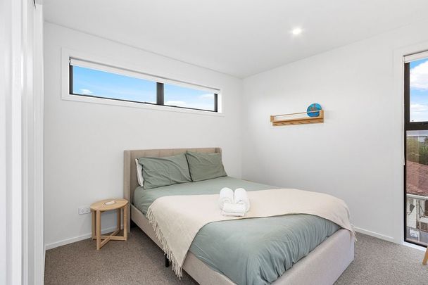 Coastal Home, Fully Furnished - Photo 1