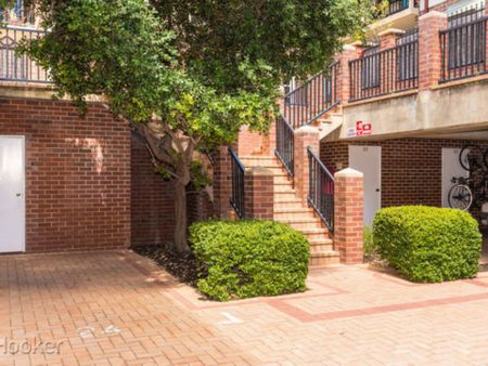 5/49-53 Bronte Street, EAST PERTH - Photo 3