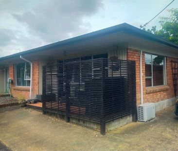 Short Term Fully furnished 3 bed house - Photo 3