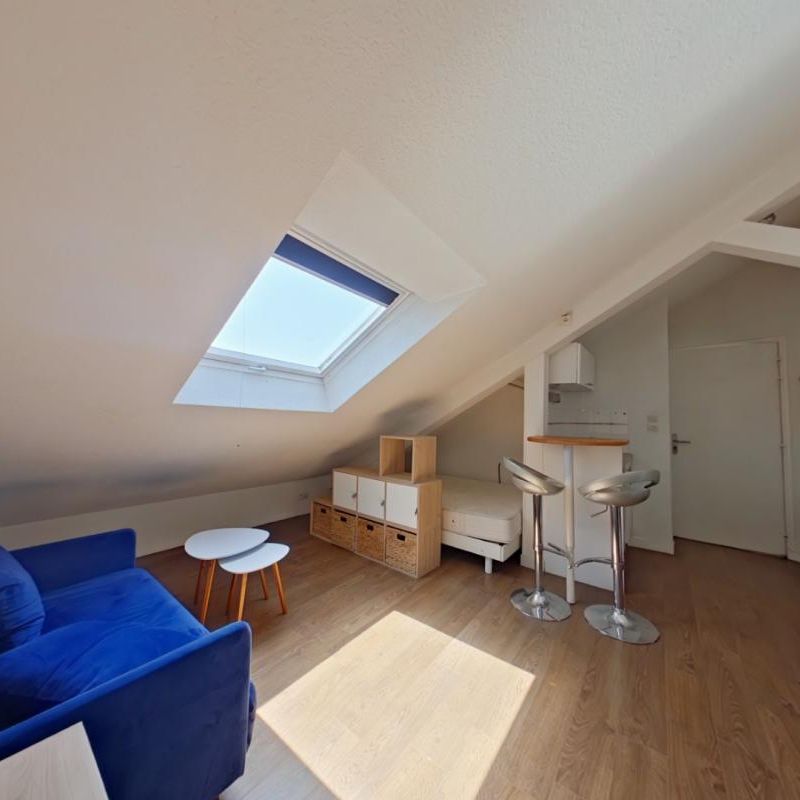 Location Appartement 1 pièce Meublé 12m² POITIERS 86000 - Photo 1