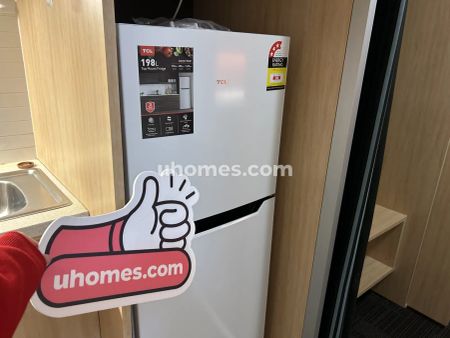 2 Bedroom Studio with balcony - Photo 5