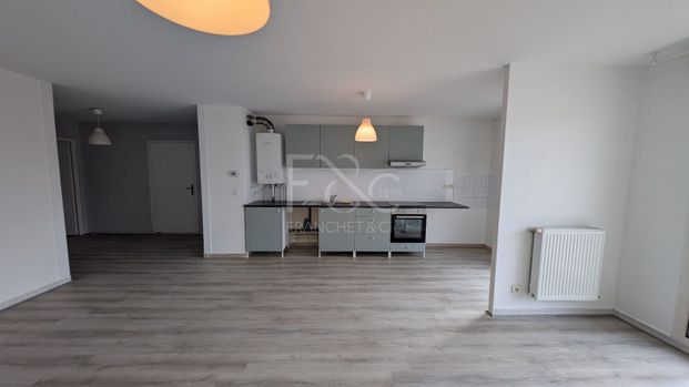 T4 de 88 m² - rue du Dr Crestin Lyon 7ème - Photo 1