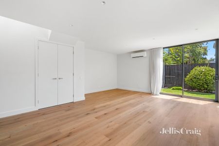 8a Russell St, Prahran - Photo 5