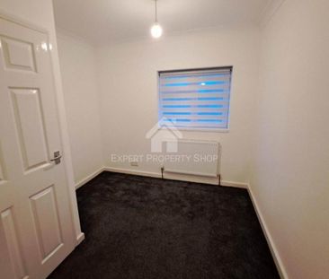 5 bedroom semi-detached house to rent - Photo 6