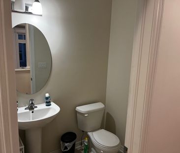 For Lease - 11 Calamint Lane, Richmond Hill, Ontario - Photo 5