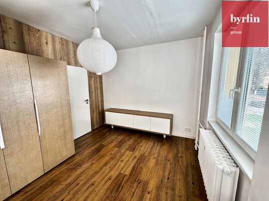 Pronájem bytu 3+1 75 m² - Photo 1