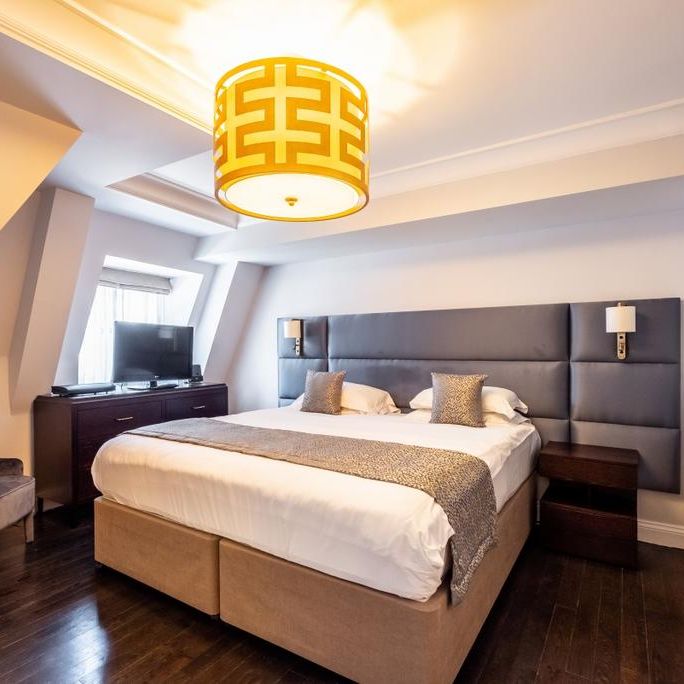 3 bedroom flat to rent - Photo 1