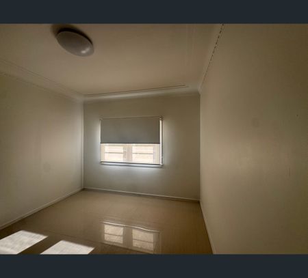 6 Coventry Road, Cabramatta, NSW 2166 - Photo 5