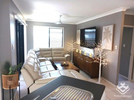 Quiet home, Royal Palms Estate - Photo 2