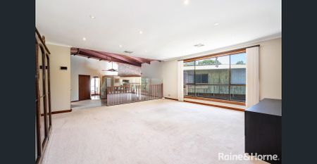 Swim and Entertain to your heart's content! - Lease to 26th January, 2027 - Photo 4