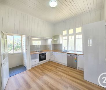 Queenslander Charm with Designer Style - Photo 2