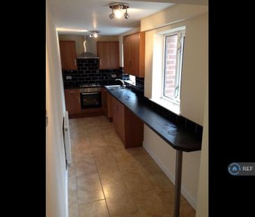 2 bedroom terraced house to rent - Photo 1