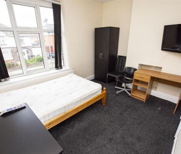 6 bedroom apartment to rent - Photo 5