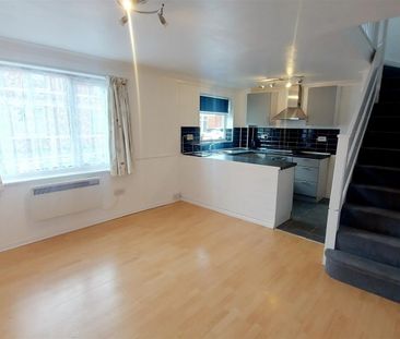 1 Bedroom Maisonette to Rent in Avondale Mews, Kettering, NN16 - Photo 5