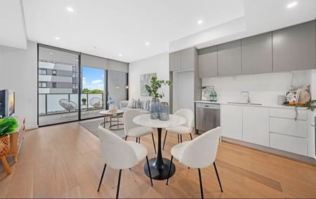 Stylish 2-Bedroom Apartment! - Photo 3