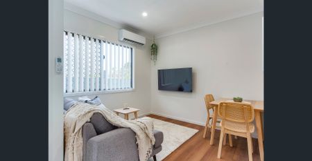 FULLY FURNISHED, LUXURY MICRO APARTMENT - Photo 2