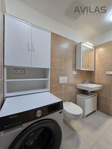 Pronájem bytu 1+kk 38 m² - Fotografie 5