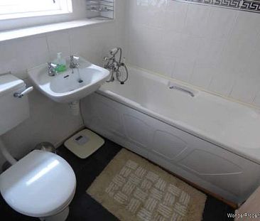 2 bedroom property to rent in Luton - Photo 2