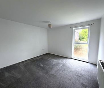 3 Bedroom Semi Detached To Let - Photo 5